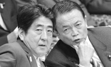 安倍首相と麻生副総理